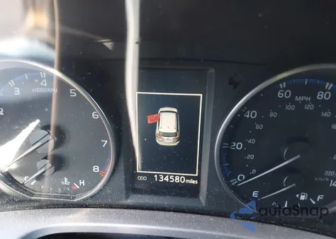 2017 Toyota Rav4 Le z USA, uszkodzony, nr VIN JTMBFREV0HJ115607